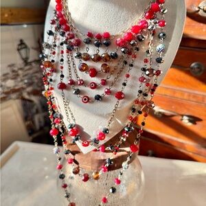 Chic Multi-Layered Red and Black Beaded Necklace